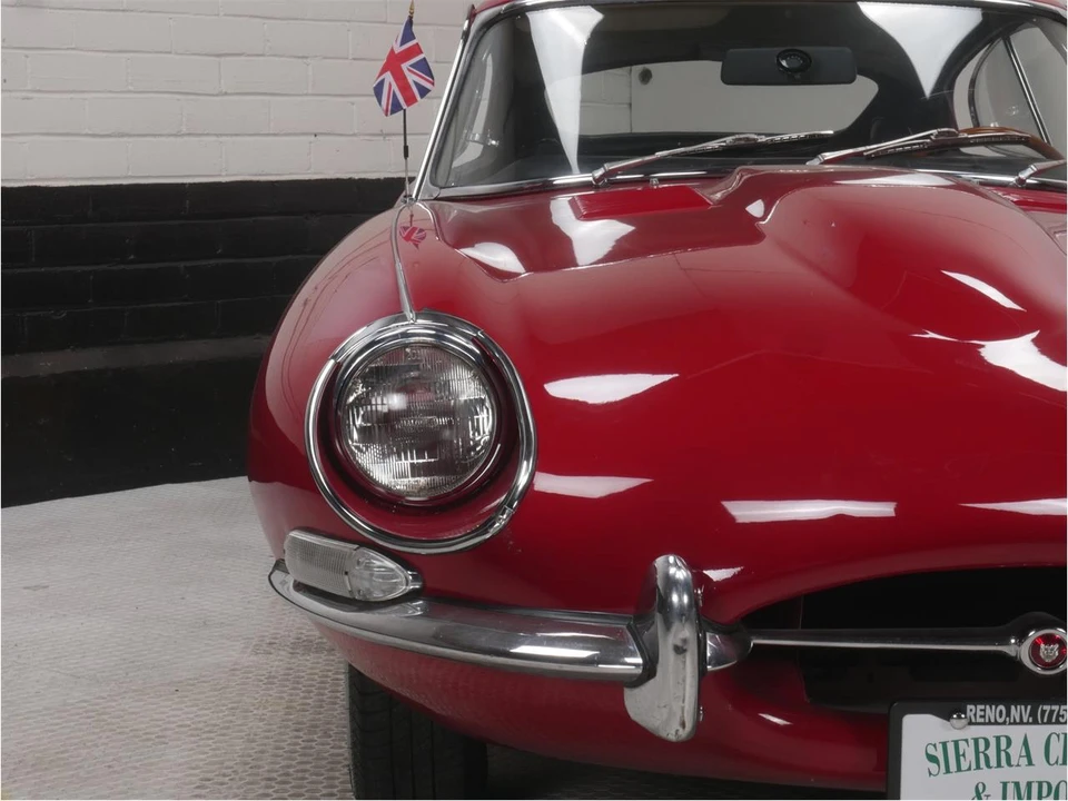 1968 Jaguar XK - Image 5 of 31