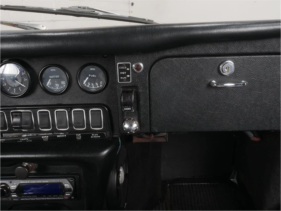 1968 Jaguar XK - Image 27 of 31