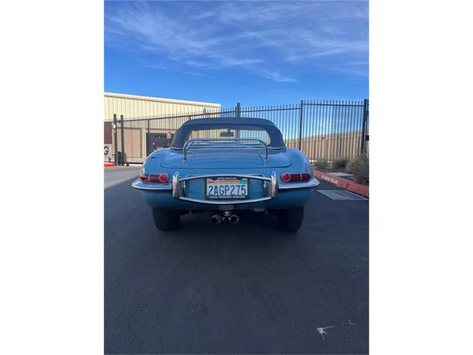 1968 Jaguar E-Type Series 2 - Image 2 of 4