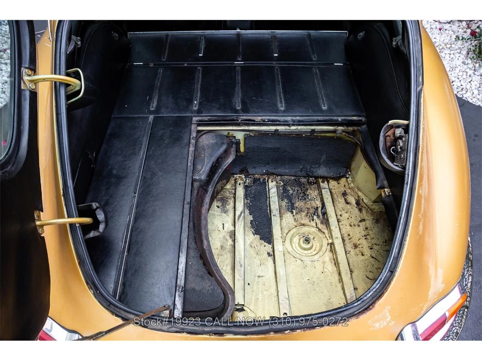1968 Jaguar E-Type Series 2 - Image 24 of 31