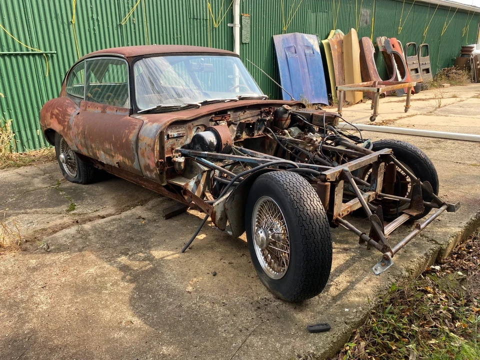 1968 Jaguar E-Type Series 1 - Image 5 of 18