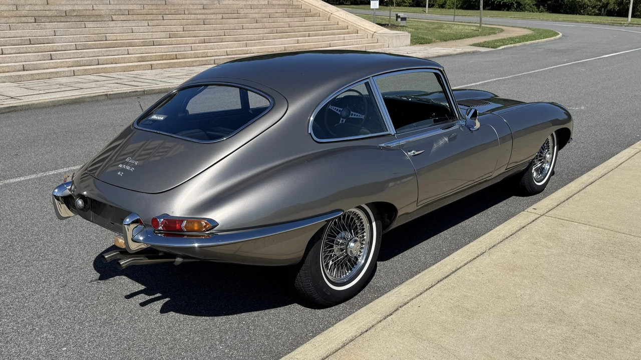 1968 Jaguar E-Type Series 1 2+2 - Image 30 of 31
