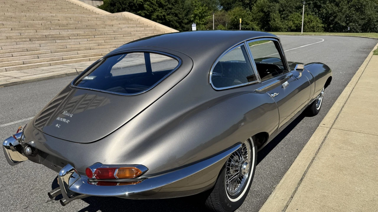 1968 Jaguar E-Type Series 1 2+2 - Image 29 of 31