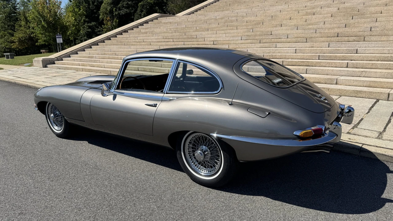 1968 Jaguar E-Type Series 1 2+2 - Image 18 of 31