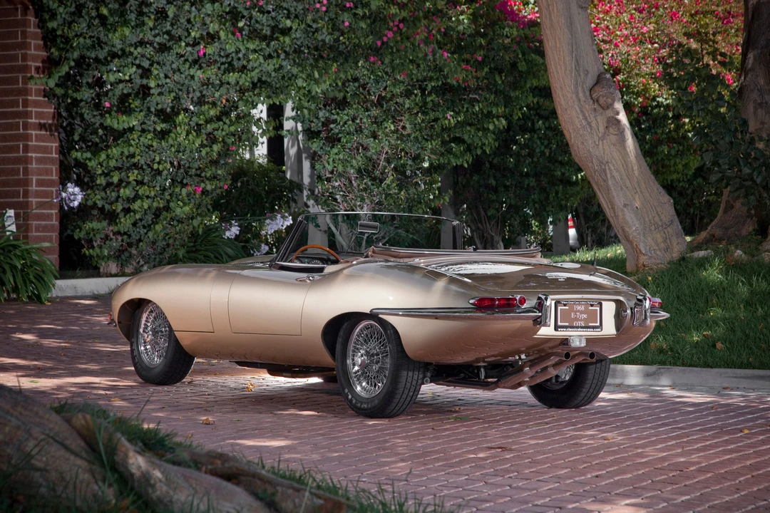 1968 Jaguar E-Type Series 1 - Image 5 of 6