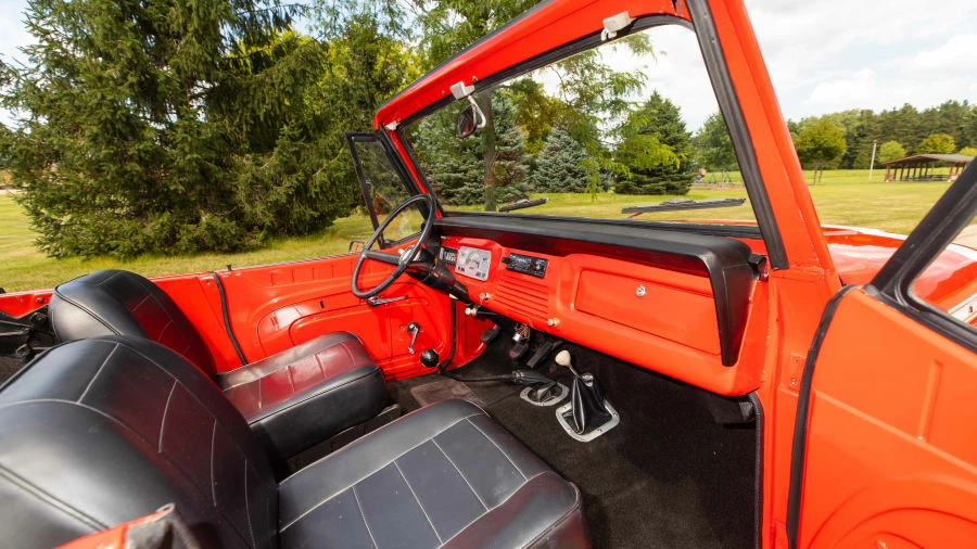 1968 Jeep Jeepster Commando - Image 5 of 21