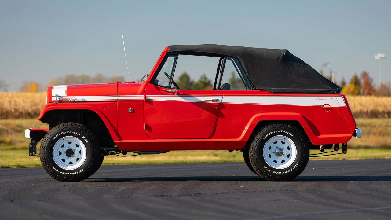 1968 Jeep Jeepster Commando - Image 7 of 23