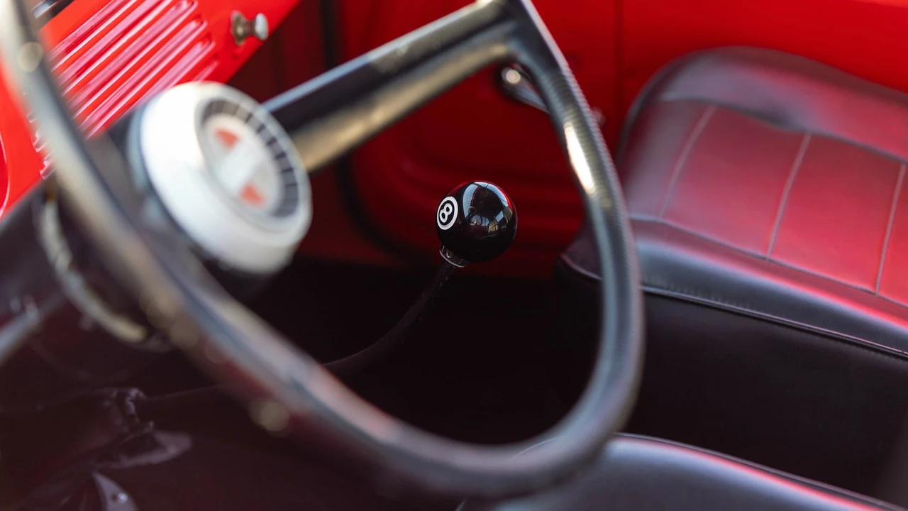 1968 Jeep Jeepster Commando - Image 9 of 23