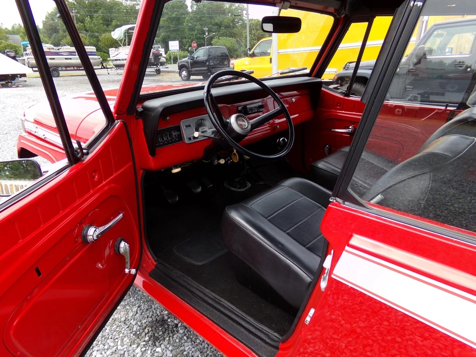 1968 Jeep Jeepster Commando - Image 21 of 31