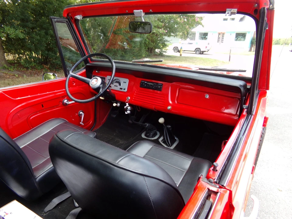 1968 Jeep Jeepster Commando - Image 23 of 31