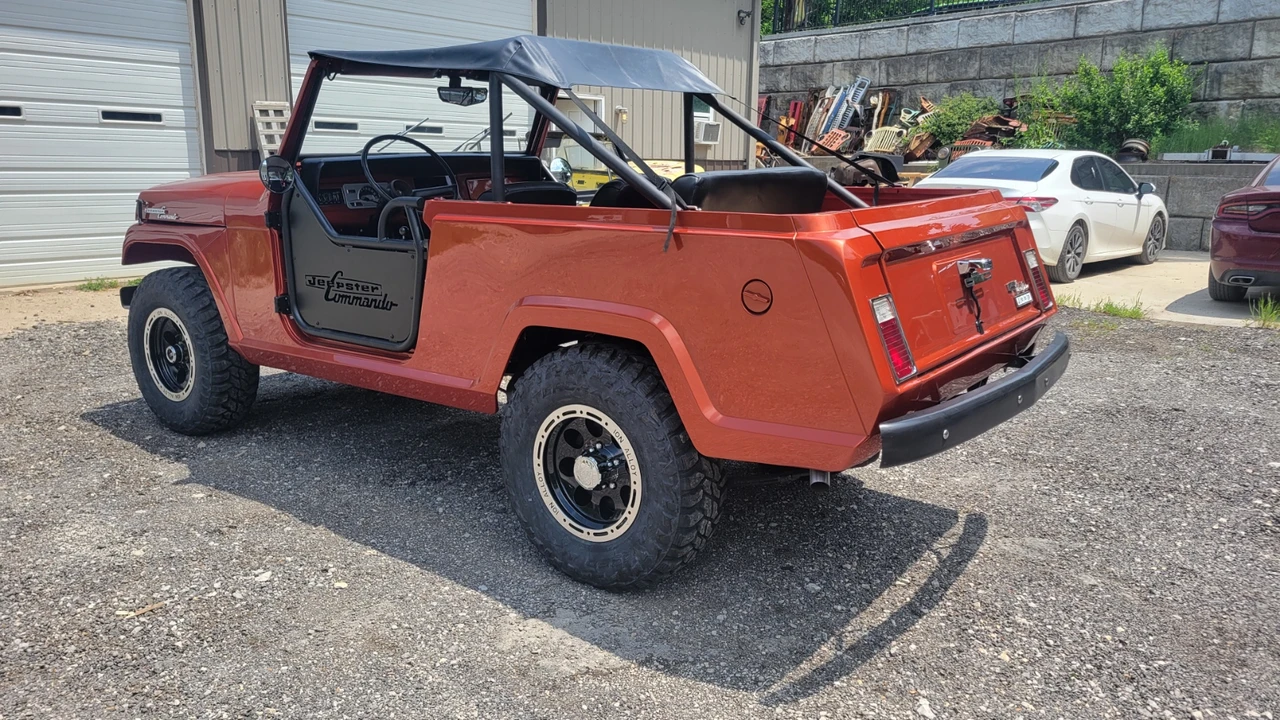 1968 Jeep Jeepster Commando - Image 14 of 31