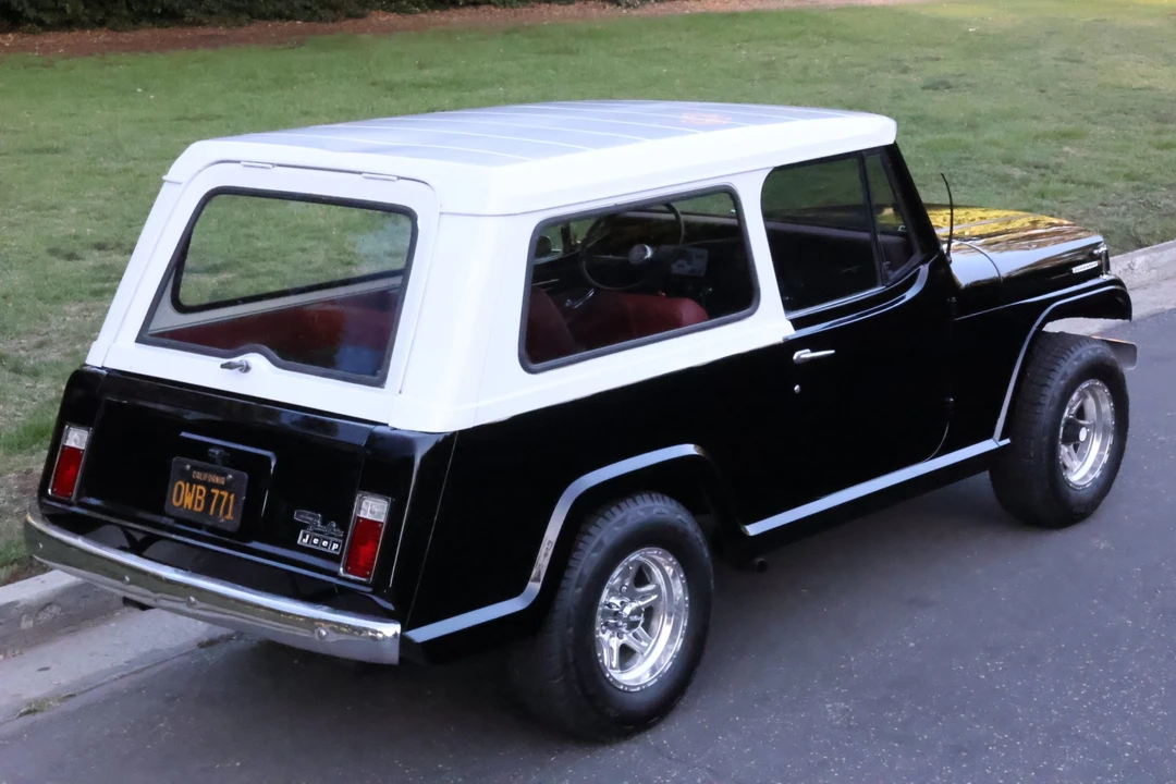 1968 Jeep Jeepster Commando - Image 13 of 31
