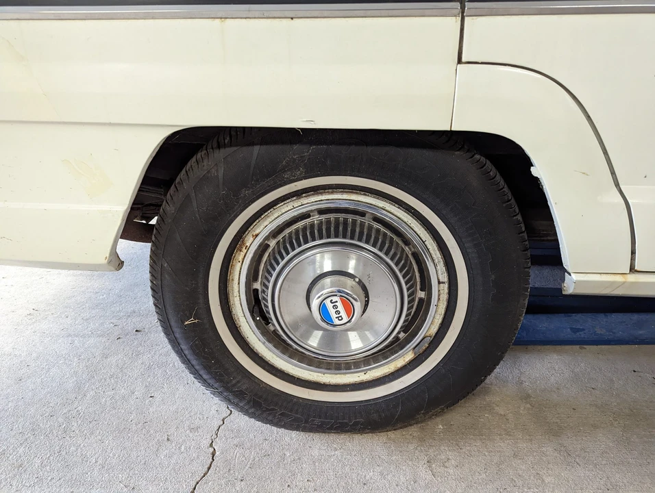 1968 Jeep SJ Wagoneer - Image 27 of 31