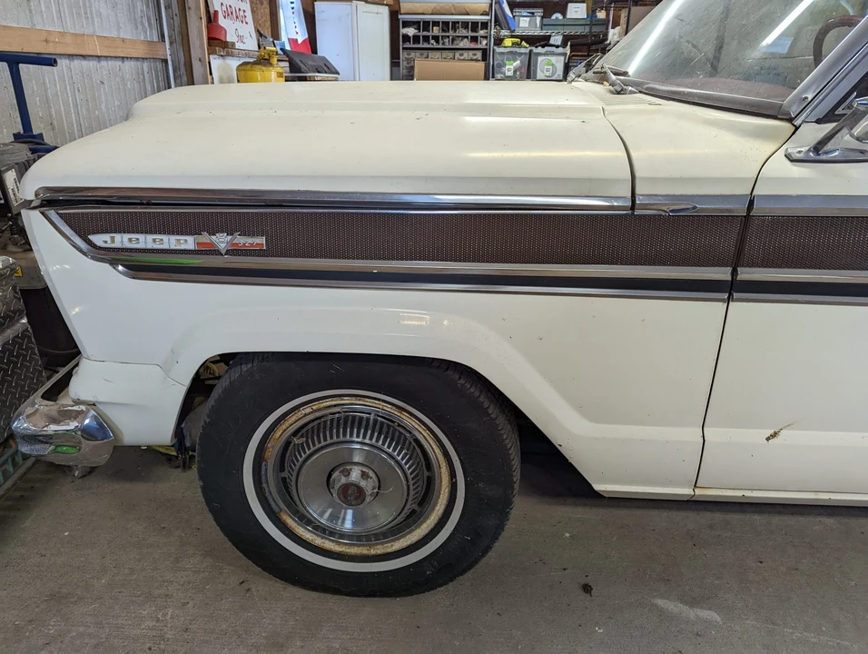 1968 Jeep SJ Wagoneer - Image 16 of 31