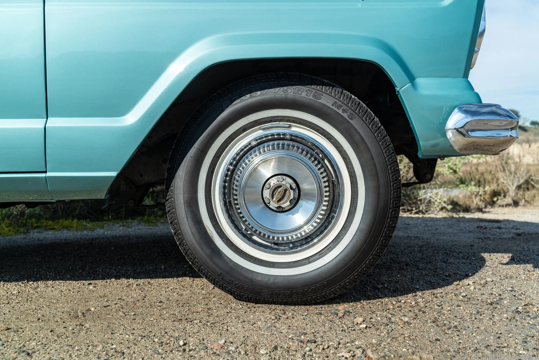 1968 Jeep SJ Wagoneer - Image 26 of 31