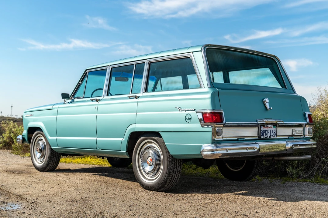 1968 Jeep SJ Wagoneer - Image 7 of 31