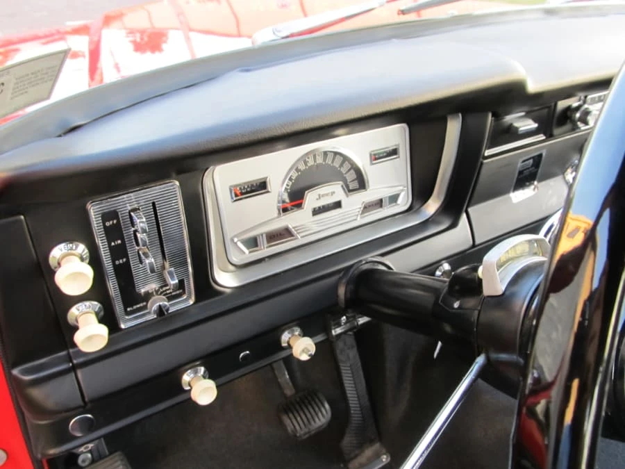 1968 Jeep SJ Wagoneer - Image 5 of 8