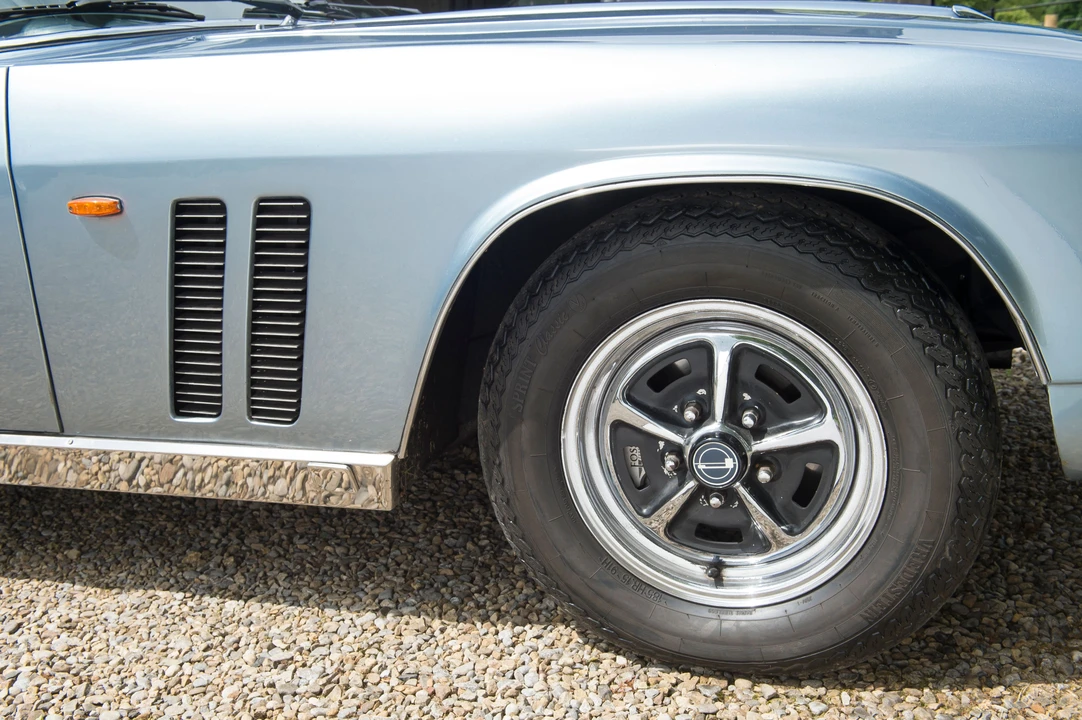 1968 Jensen Interceptor - Image 13 of 31