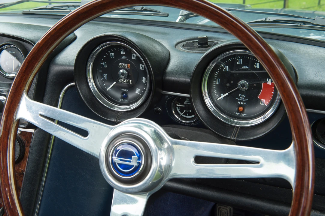 1968 Jensen Interceptor - Image 2 of 31