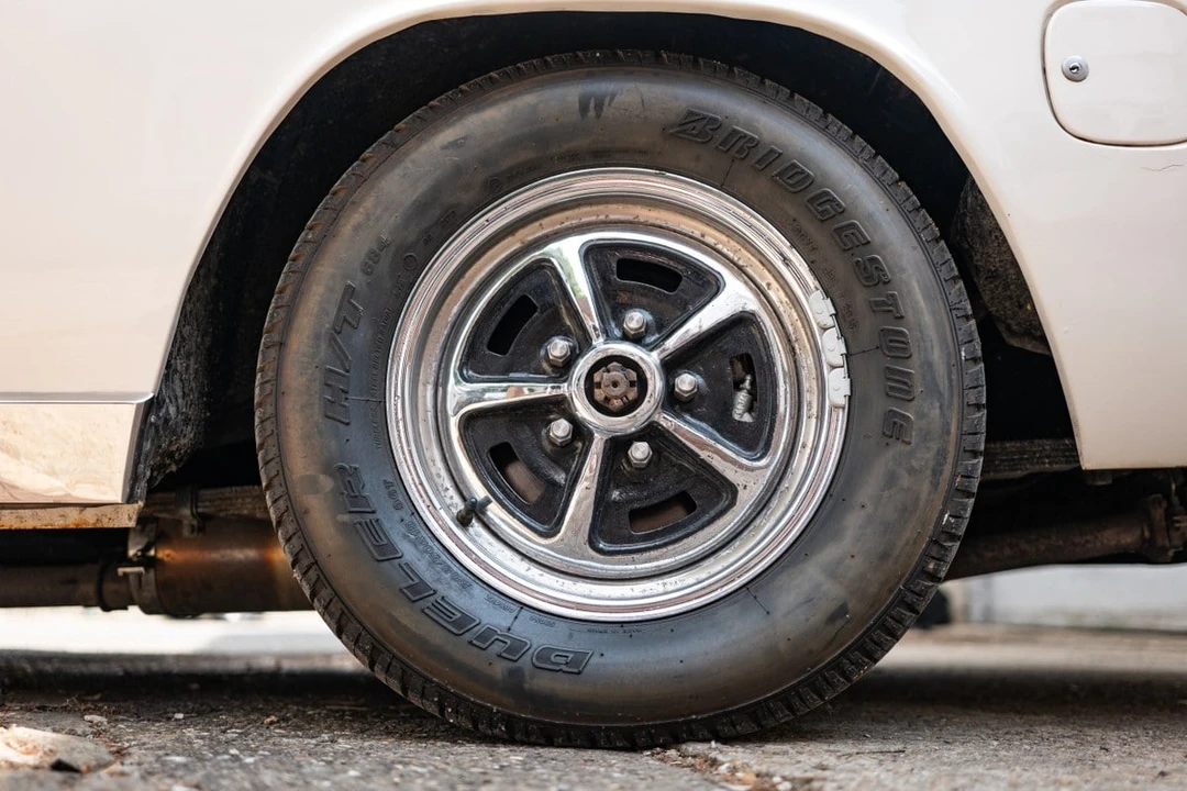 1968 Jensen Interceptor - Image 29 of 30