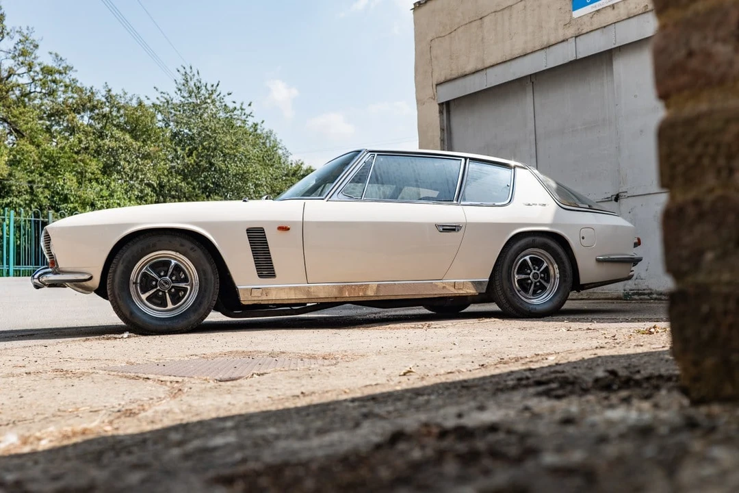1968 Jensen Interceptor - Image 15 of 30