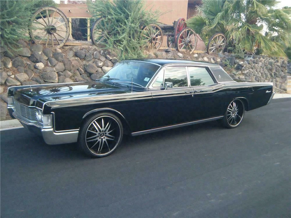 1968 Lincoln Continental 4th Gen - Image 2 of 5