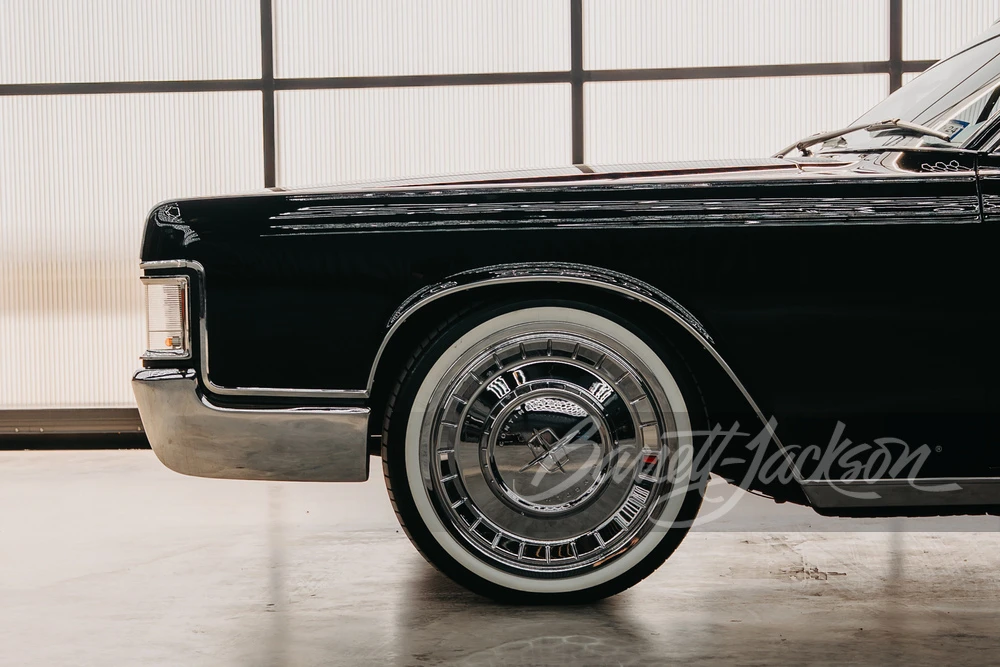 1968 Lincoln Continental 4th Gen - Image 28 of 29