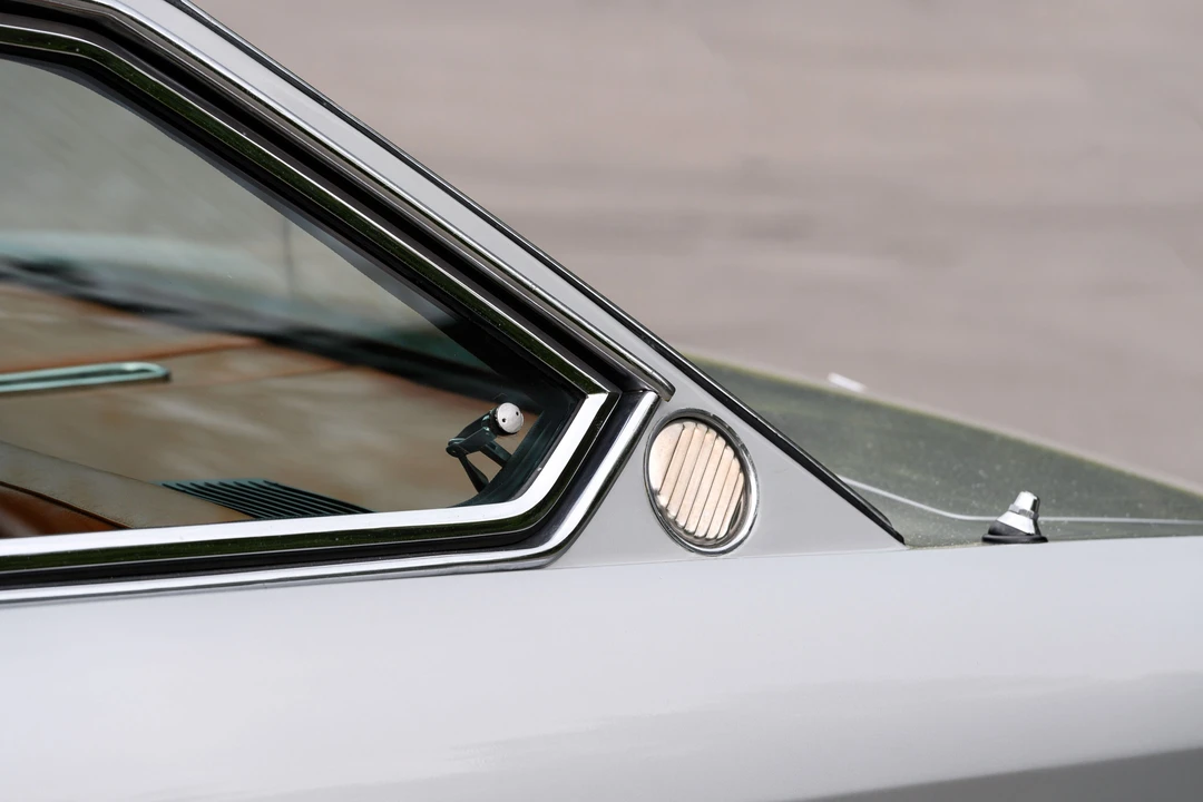 1968 Lamborghini Islero - Image 11 of 31