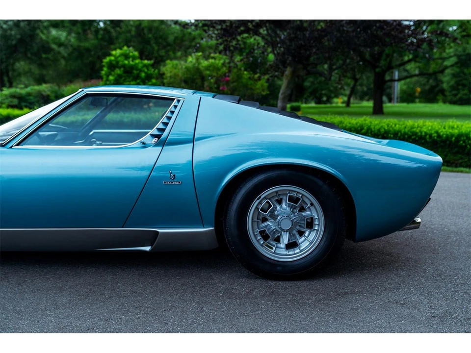 1968 Lamborghini Miura P400 - Image 22 of 31