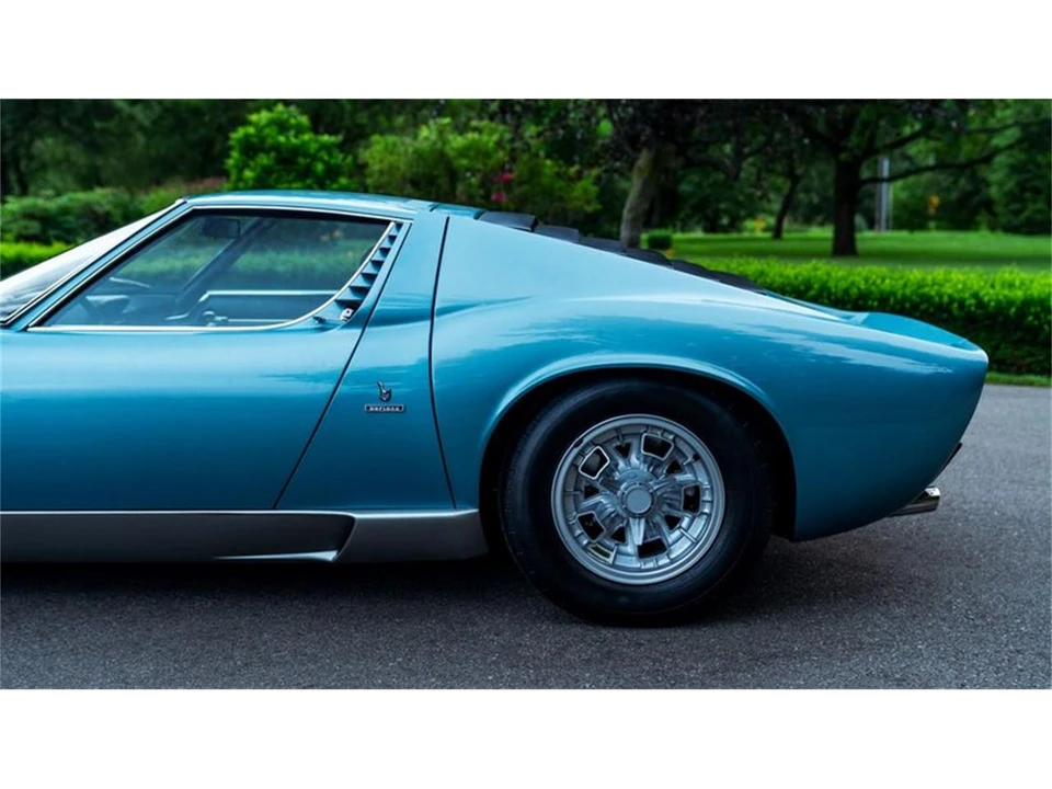 1968 Lamborghini Miura P400 - Image 26 of 31