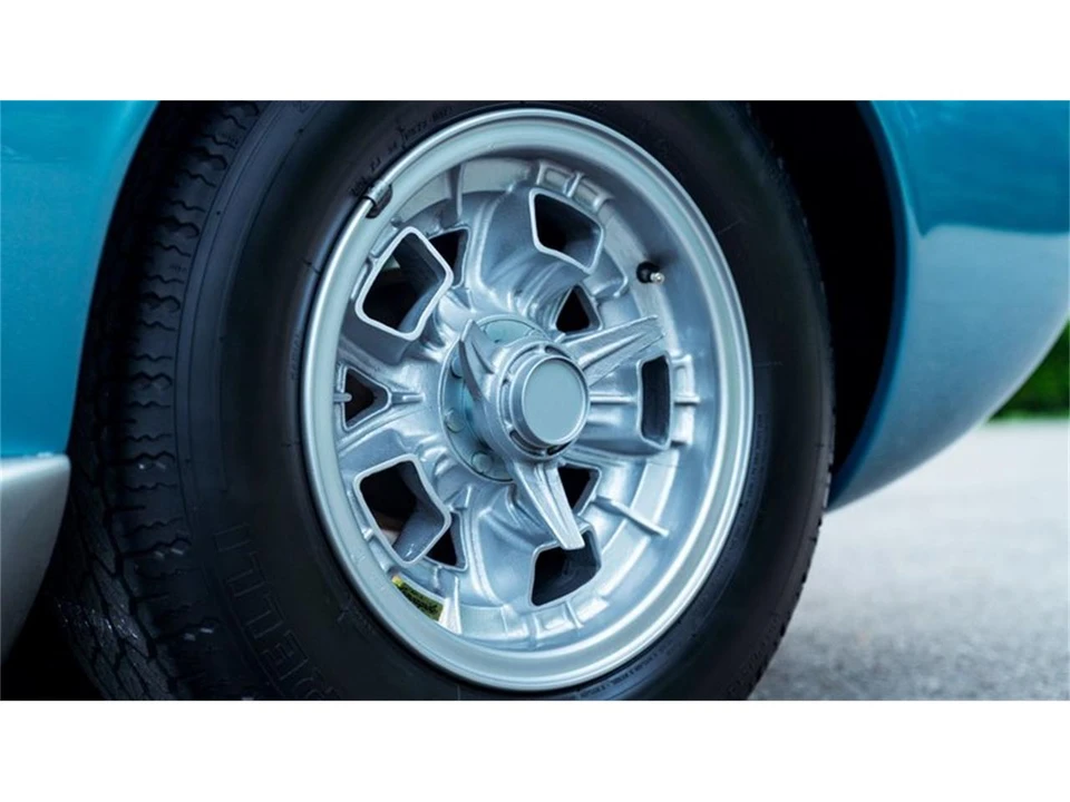 1968 Lamborghini Miura P400 - Image 27 of 31