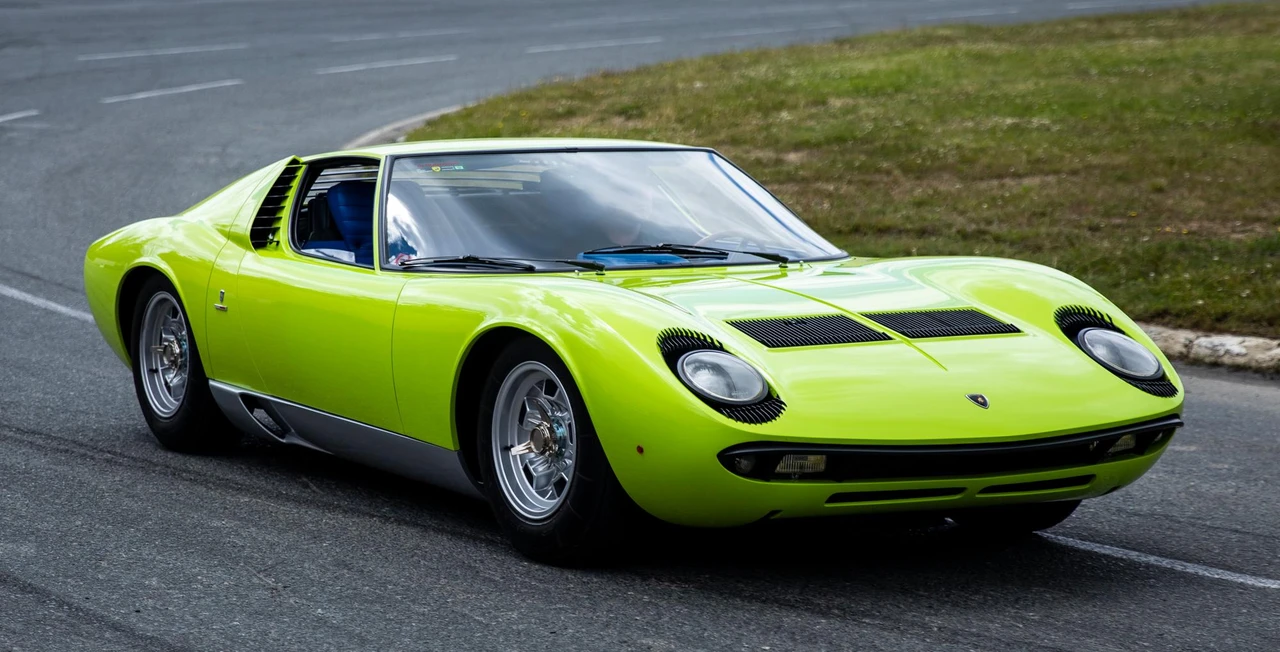 1968 Lamborghini Miura P400 - Image 24 of 31