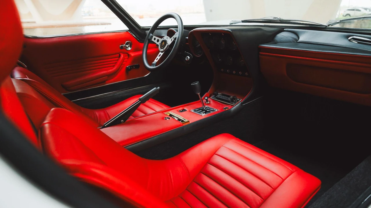 1968 Lamborghini Miura P400 - Image 6 of 31