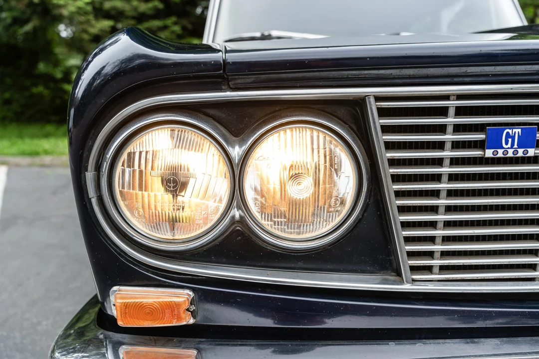 1968 Lancia Fulvia - Image 11 of 31