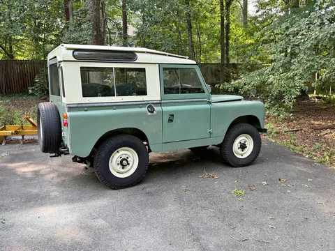 1968 Land Rover Discovery Series II Sport Utility 4D