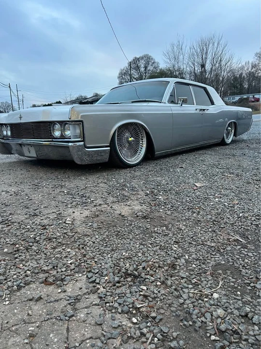 1968 Lincoln Continental 4th Gen - Image 17 of 19