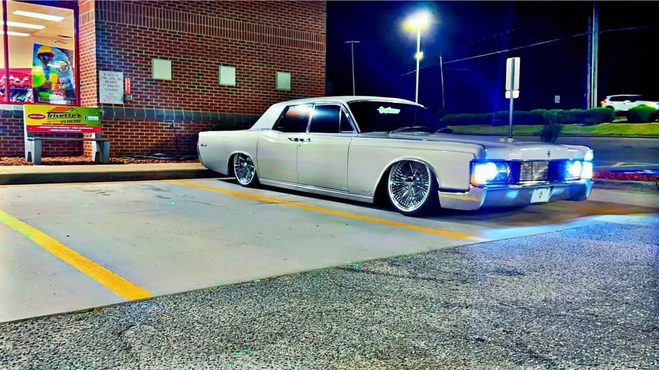 1968 Lincoln Continental 4th Gen - Image 2 of 19