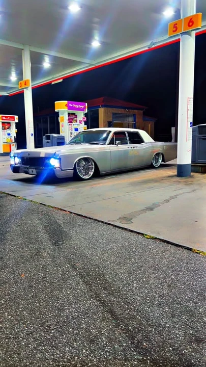 1968 Lincoln Continental 4th Gen - Image 4 of 19