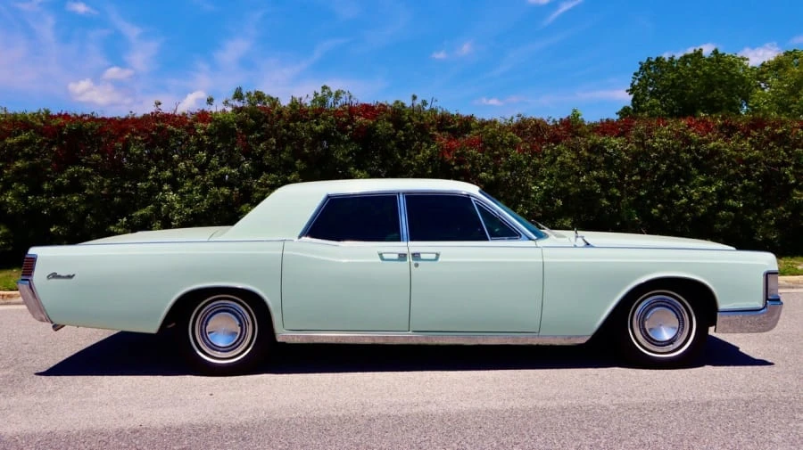 1968 Lincoln Continental 4th Gen - Image 2 of 7