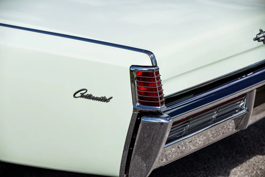 1968 Lincoln Continental 4th Gen - Image 10 of 12