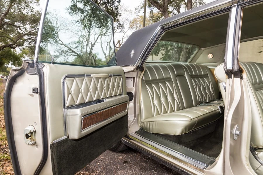 1968 Lincoln Continental 4th Gen - Image 7 of 12