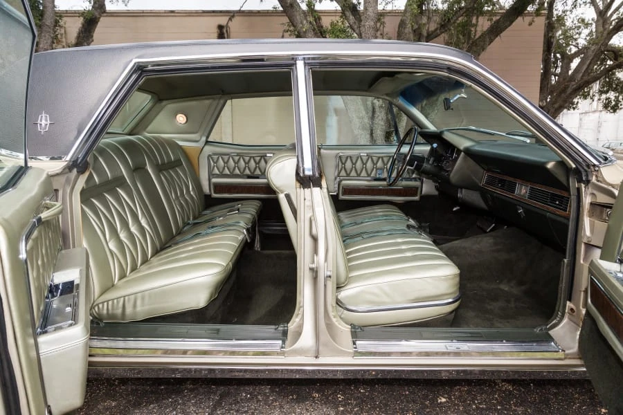 1968 Lincoln Continental 4th Gen - Image 5 of 12