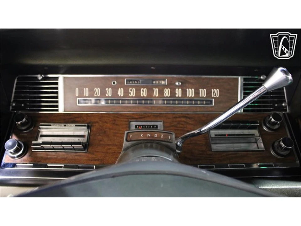 1968 Lincoln Continental 4th Gen - Image 12 of 31