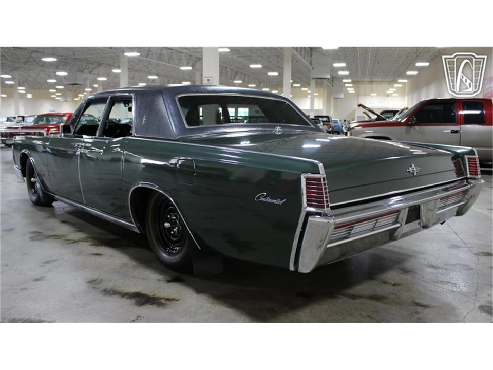 1968 Lincoln Continental 4th Gen - Image 27 of 31