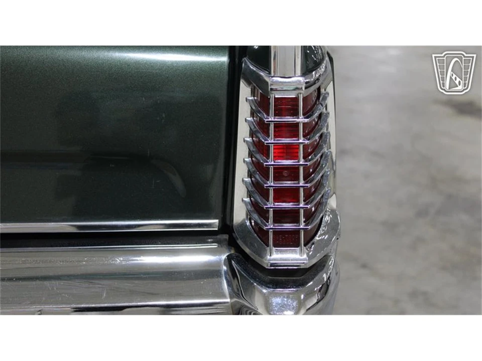 1968 Lincoln Continental 4th Gen - Image 9 of 31