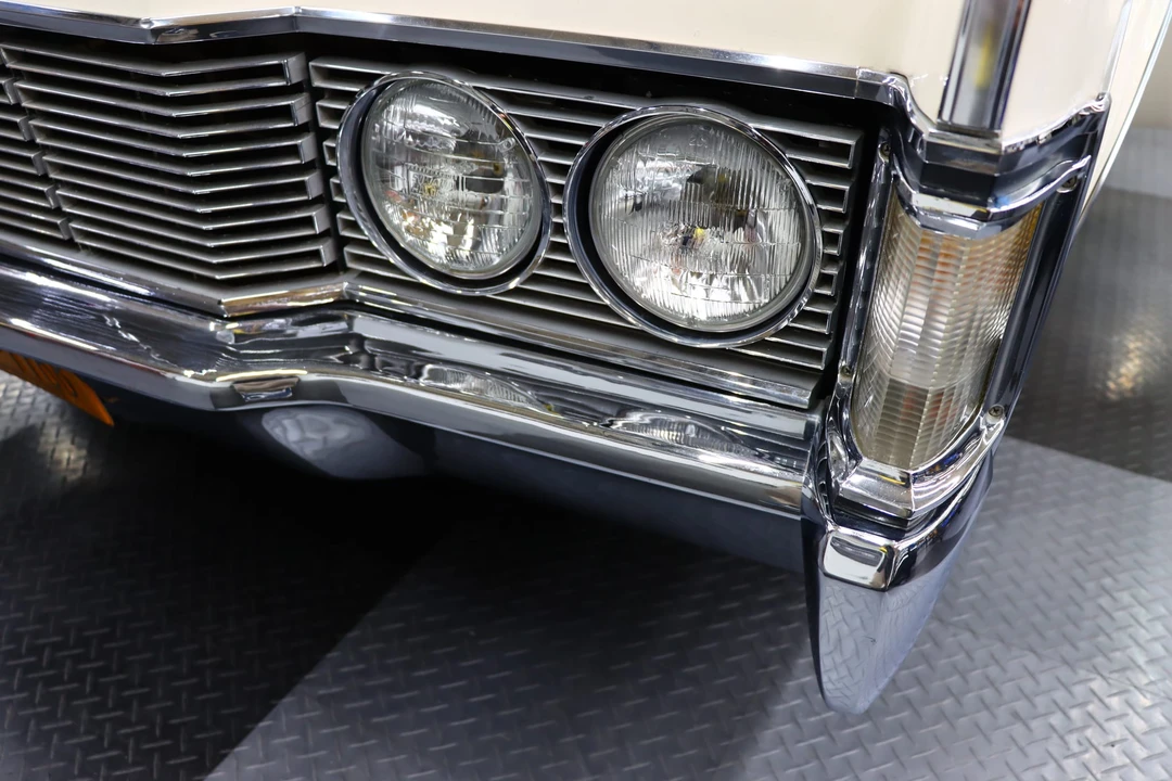 1968 Lincoln Continental 4th Gen - Image 30 of 31