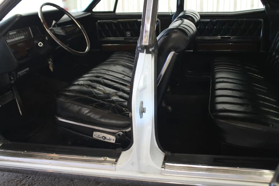 1968 Lincoln Continental 4th Gen - Image 5 of 8