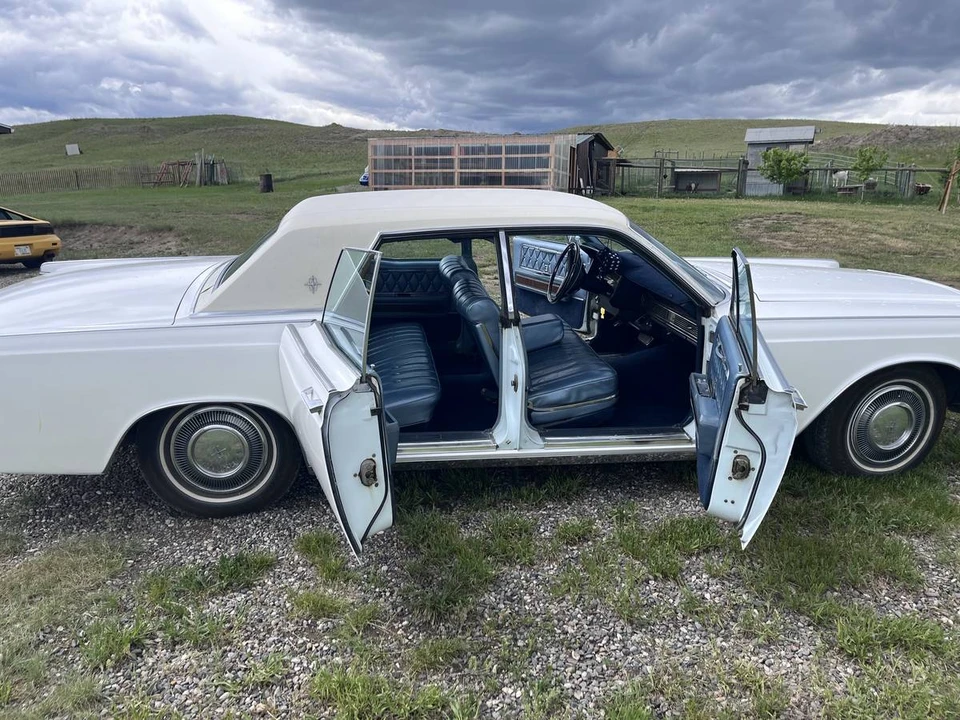1968 Lincoln Continental 4th Gen - Image 2 of 8