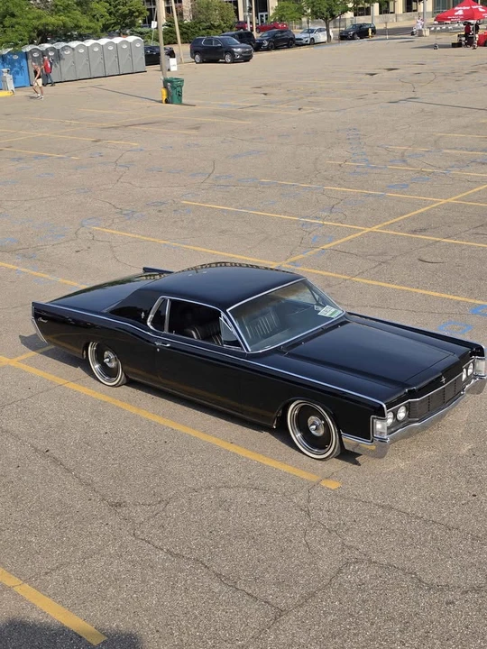 1968 Lincoln Continental 4th Gen - Image 2 of 20