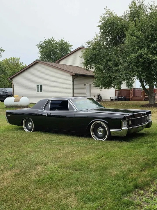 1968 Lincoln Continental 4th Gen - Image 16 of 20